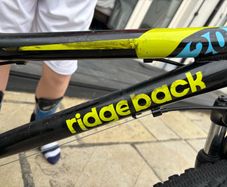 2x Kids bikes - 20" and 16"