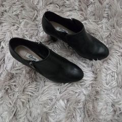 Black boots