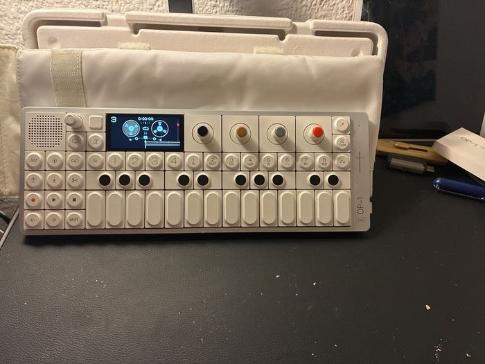 Op-1 Field Teenage engineering