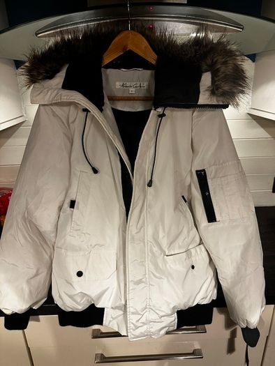 Kennet Cole bomber style jacket coat