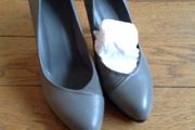 Oasis Grey leather&amp; suede court shoes