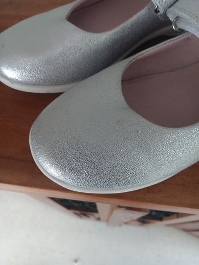 children's shoes