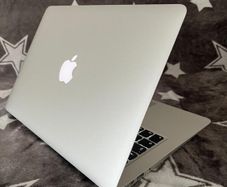 MacBook Air A1466