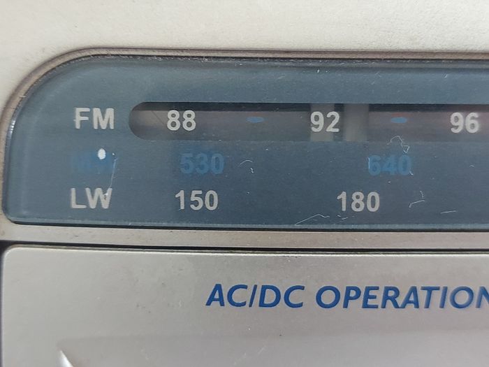 Philips Radio Cassette Recorder, Model AQ4150, both Radio & tape working great, very good condition
