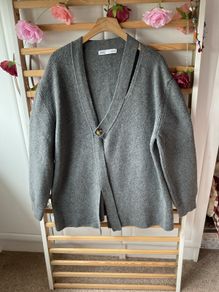 Zara size large funky cardigan one button opening