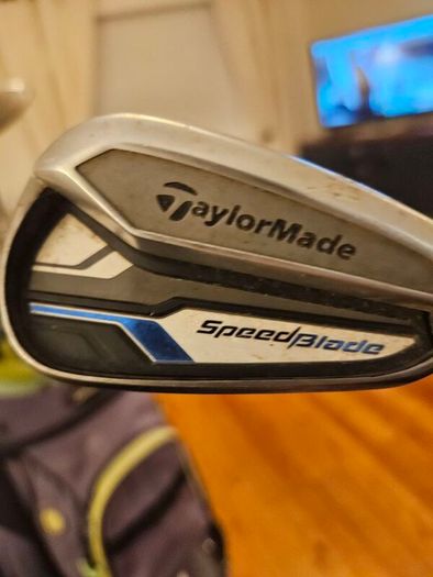 Taylormade Speedblade 4 Iron as new . See photos .