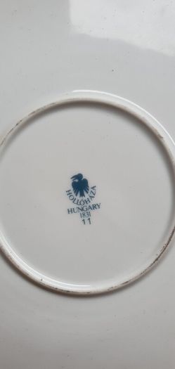 Porcelain plate by Hollohaza