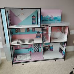 LOL Doll House