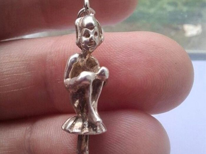 Vintage Sterling Silver Charm