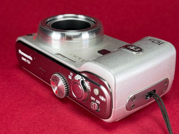 Panasonic Lumix DMC-TZ1 camera