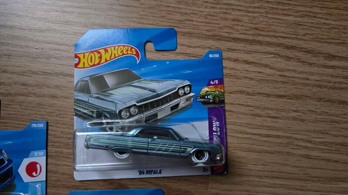 Hot Wheels cars 3 in one pack 1 TH