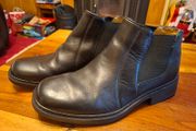 Clarks Chelsea Boots UK 11 Flex 24/7 - Like New!