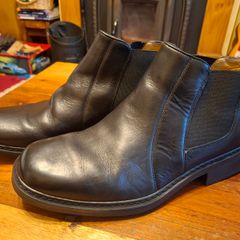 Clarks Chelsea Boots UK 11 Flex 24/7 - Like New!