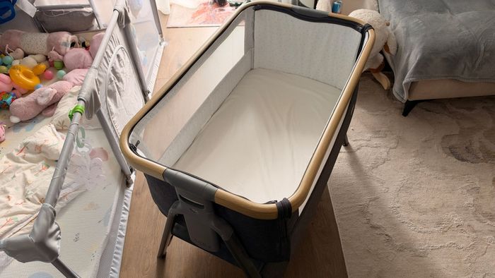 Tutti Bambini Baby Bedside Crib / Cot