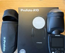 Profoto A10