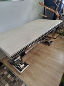 marble kitchen table