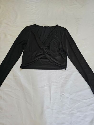 Krisa Revolve Black Cutout Crop Top RRP 85E