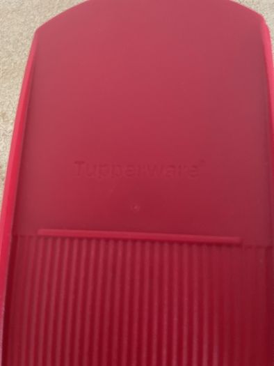 tupperware container new with spoon