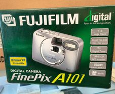 Fujifilm Digital Camera (FinePix A101) 1.3MP / Used