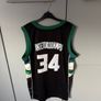 Milwaukee bucks basketball jersey Image 2