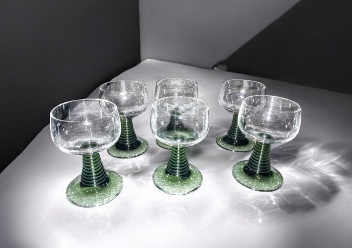 6 green  Alsace glasses