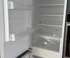 whirlpool integrated fridge freezer