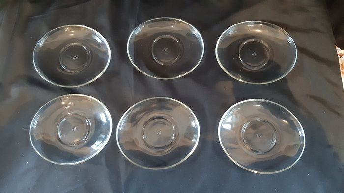 6 Glass Cups with Oval Saucers
