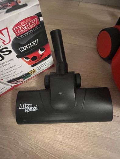 Henry Hoover Extra
