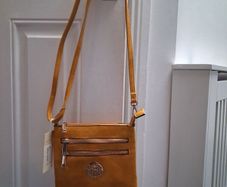 Ladies crossbody bag