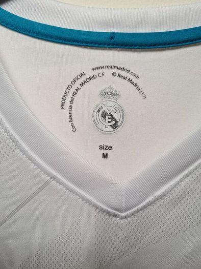 Real Madrid football jersey shirt 2017 Size Medium