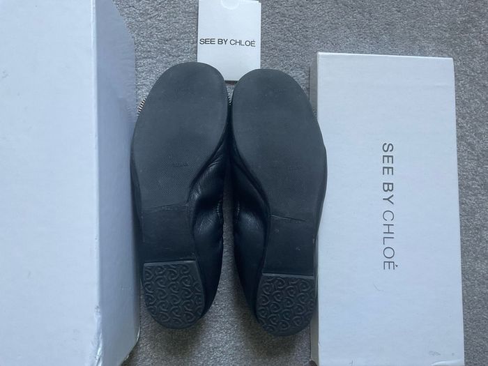 CHLOE Black Leather Flats Pump