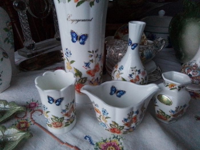 Aynsley Cottage Garden China Bundle