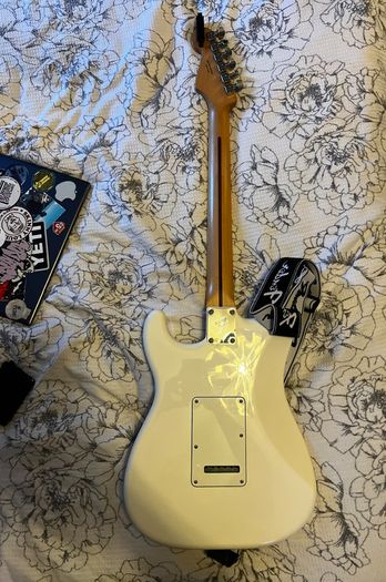Fender Player Stratocaster  Polar White Made in Mexico (2020)