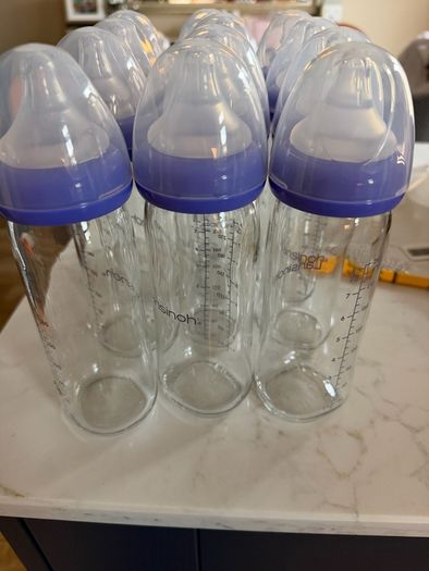 6 Lansinoh Glass baby bottles - 240ml/ 8oz