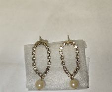 Silver pearl earrings