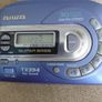 Vintage Aiwa walkman portable radio/cassette player works Image 6