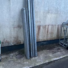 Palisade fencing  100 number 2-4 meters and 50 number 1-5.meters