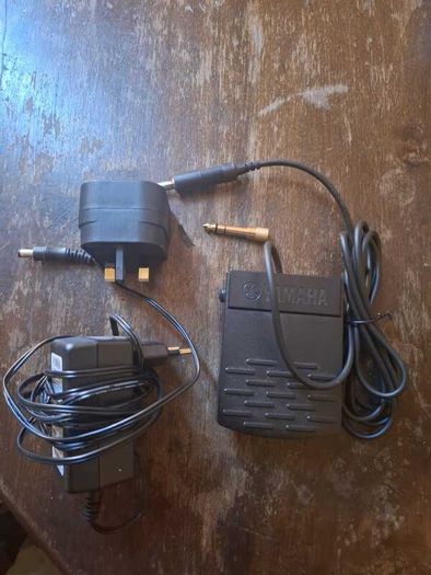 Keyboard Yamaha P45 with bundle
