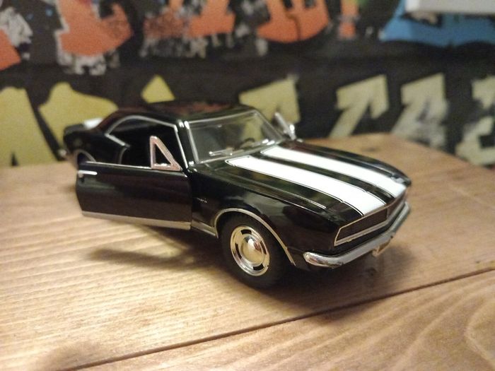 1967 Chevrolet Camaro Z-28 Black Kinsmart Toy Car Model 1/37 Scale Diecast Metal Car kids children gift present Collectable play