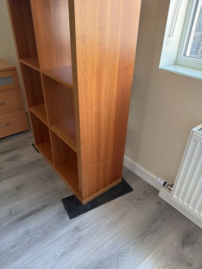 Cube storage shelf
