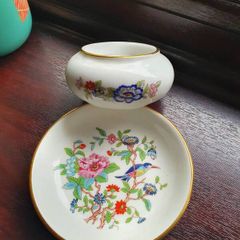 Ainsley & Royal Tara Bone China pieces x 2
