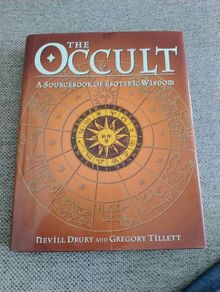 The Occult a sourcebook of Esoteric Wisdom 1997 by Nevill Drury and Gregory Tillett hardback with dustcover in good condition with some signs of wear on the dustcover see photos FREE STANDARD POSTAGE INCLUDED