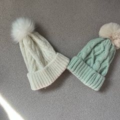 CreamCable Bobble Hat