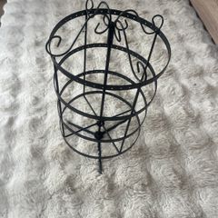 earring stand