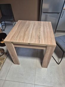 Dining table and 4 chairs