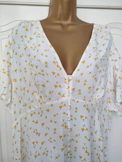 Dunnes white floral midi dress size xxl size 22-24 Postage included