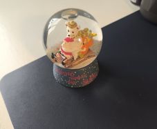 Xmas snow globe