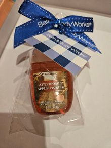 Bath and Body works hand sanitizer
