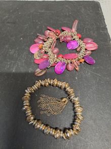 Various jewellery items Eur 1