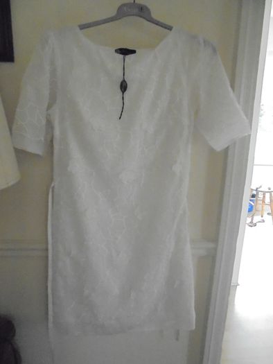 Ladies White Daisy Dress for Sale